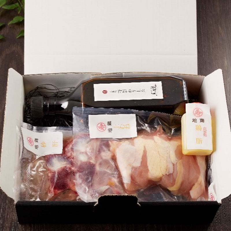 「100年地鶏」絶品!地鶏すき焼きセット(2~3人前)/鳥屋花