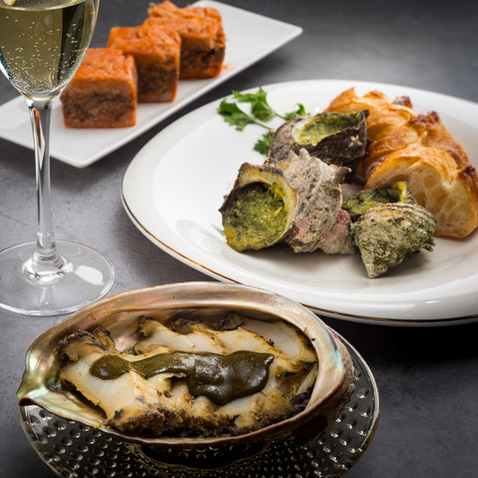 セイコ蟹のテリーヌ50g×3・黒あわびステーキ・サザエのブルゴーニュ風セット